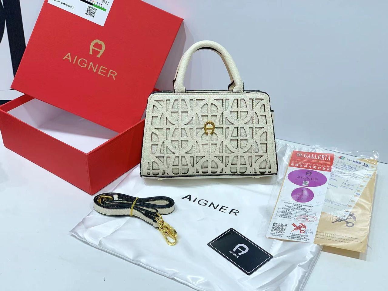 Aigner Structured Top Handle Bag – White Ivory Cream