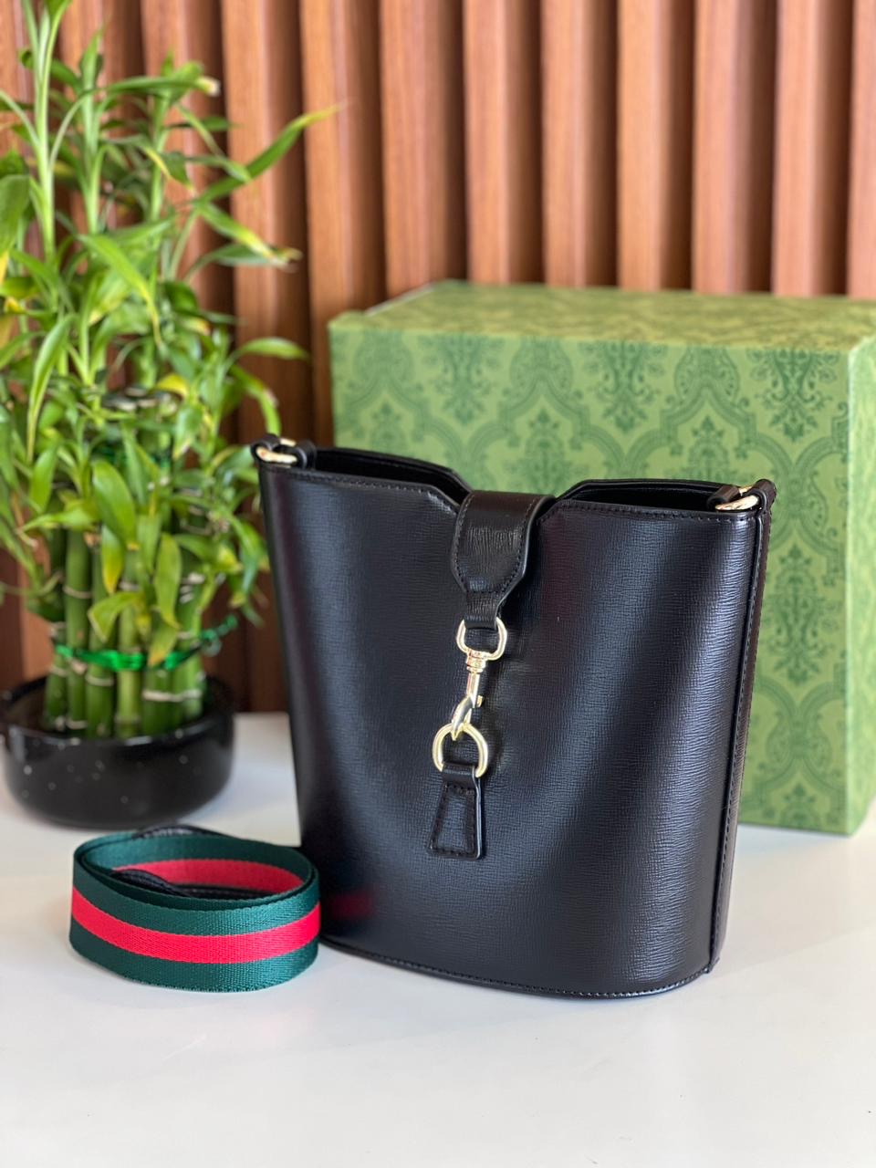 Gucci Ladies Bag (Black)