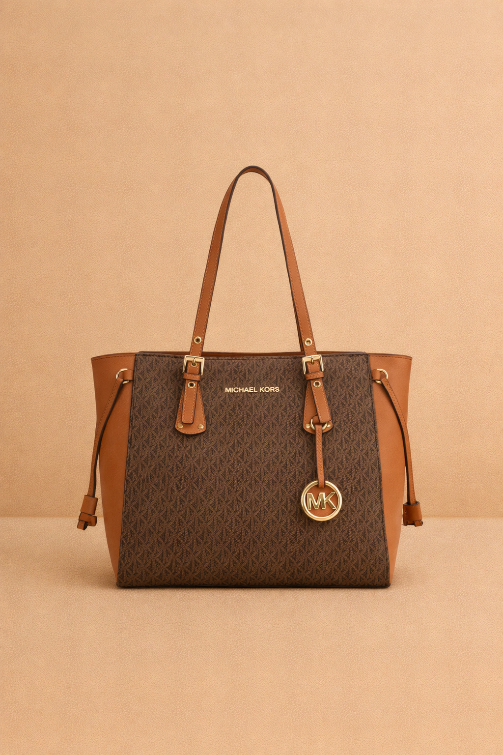 Michael Kors Signature Tote Bag Elegant & Stylish