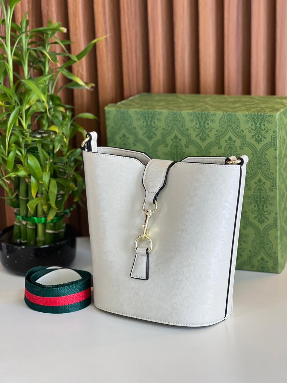 Gucci Ladies Handbag (White)