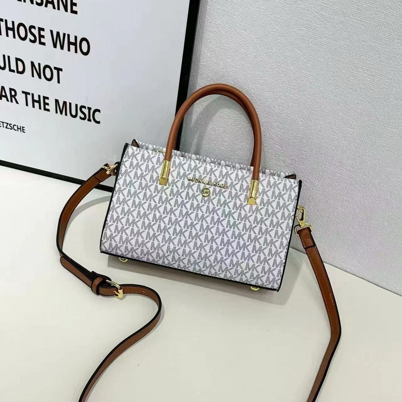 Michael Kors Ladies Bag White/Brown